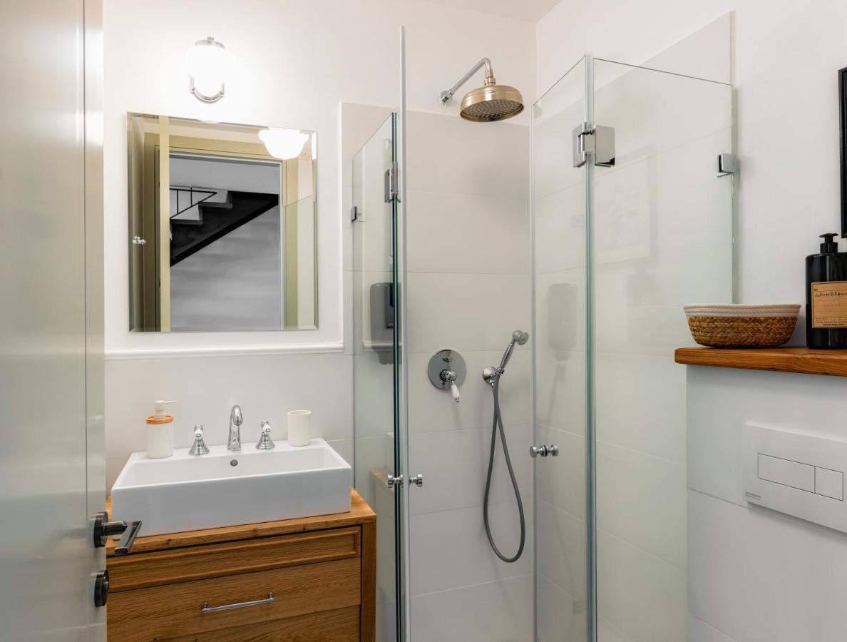 Kubler'S House Hotel Tel Aviv Ngoại thất bức ảnh