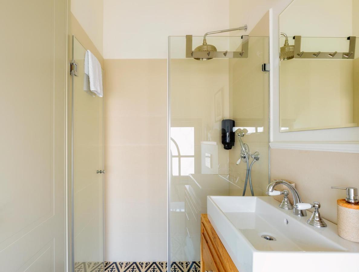 Kubler'S House Hotel Tel Aviv Ngoại thất bức ảnh